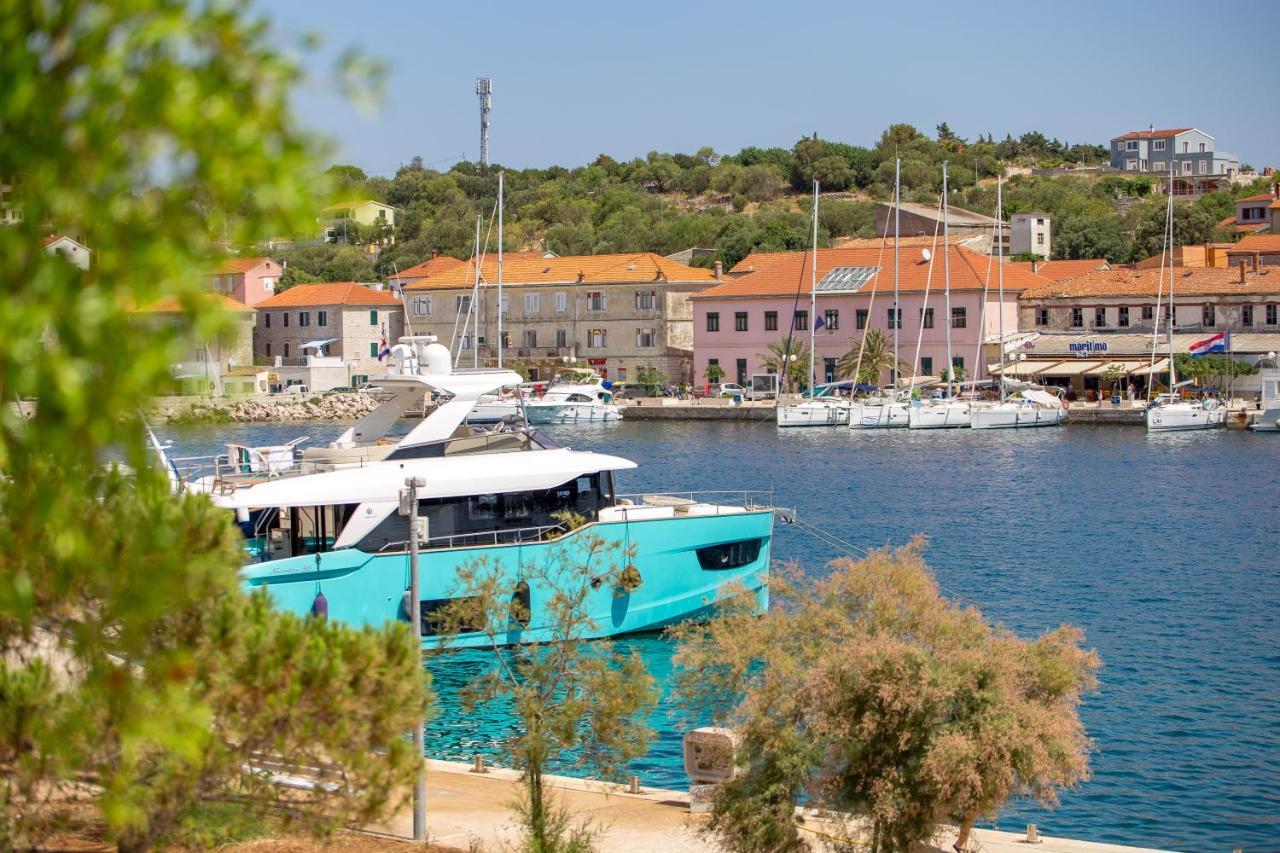 Maiora Luxury Island * Sali