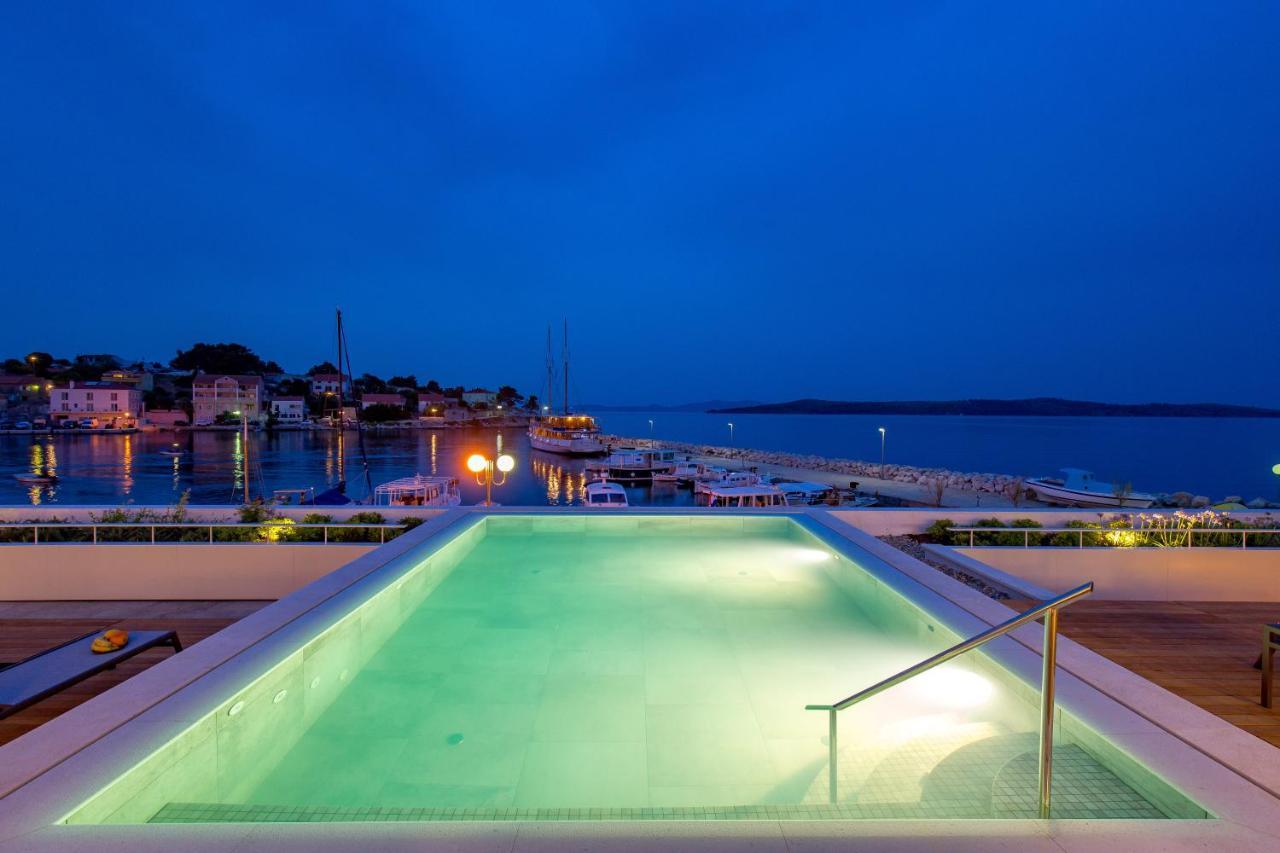 Maiora Luxury Island * Sali